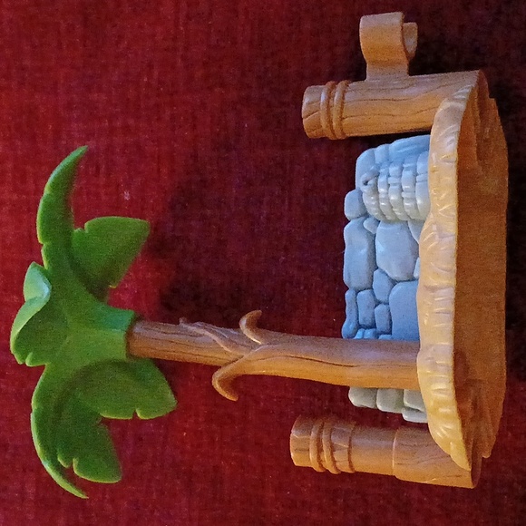 LITTLE PEOPLE NATIVITY FIGURES - Picture 4 of 9